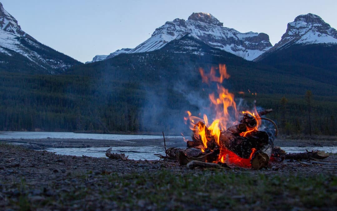 How to Build A Campfire: Build the Perfect Fire Every Time